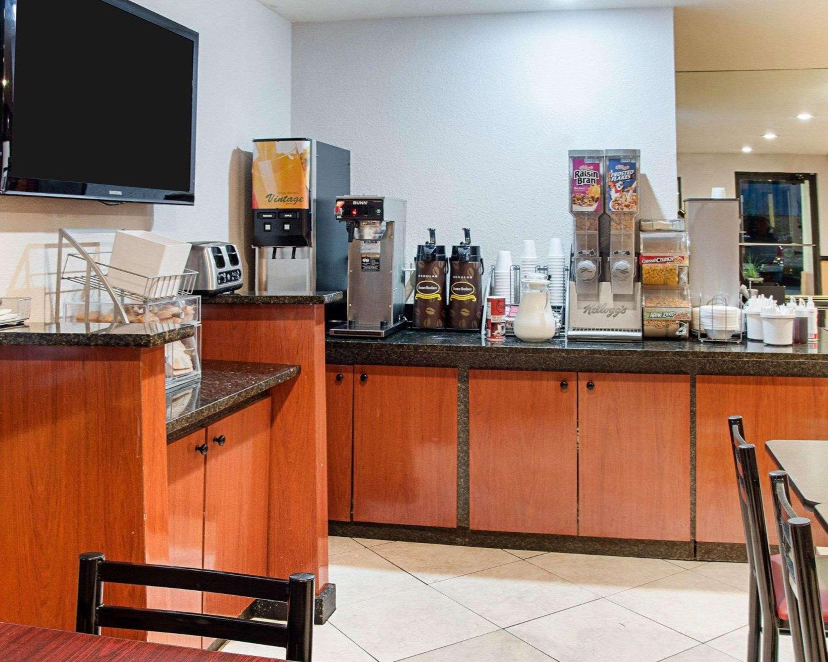 Rodeway Inn Florence - Cincinnati South Экстерьер фото